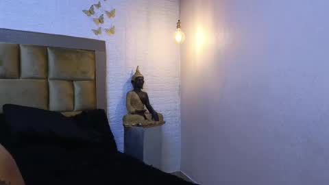 ximena online show from 02/25/25, 04:14