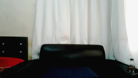 XIndianXFireBallx online show from 12/02/25, 07:47