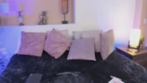  X I O M A R A  online show from 02/08/26, 12:08