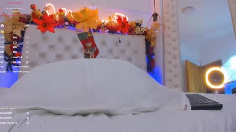 xiomara_cortes online show from 12/29/24, 10:14