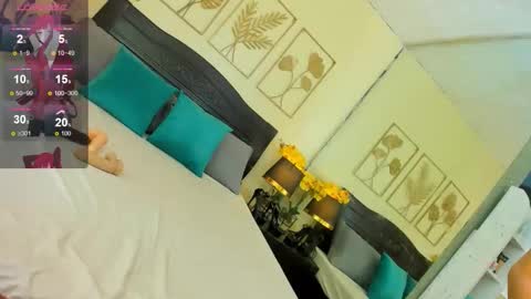 xislandenchantresx online show from 09/17/25, 07:37