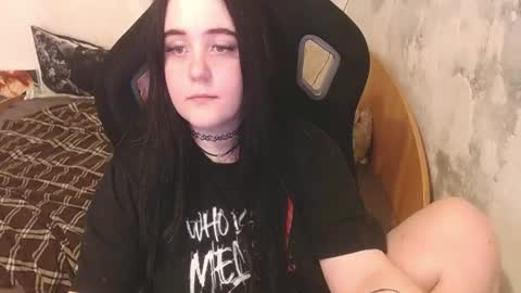 Snapshot of xjenny_bae chatting on 06/19/26, 04:33 xjenny_bae online show from 06/19/26, 04:33