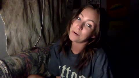 xLacyy online show from 09/30/25, 01:54