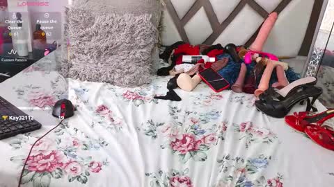 xladyluna online show from 02/02/26, 03:44