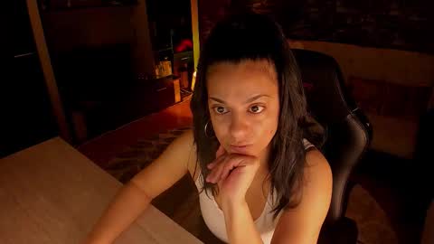 Lara online show from 03/20/26, 10:03