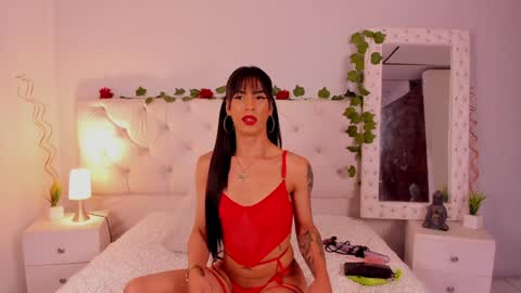 Snapshot of xlmena_slut chatting on 02/08/25, 01:32 Ximena online show from 02/08/25, 01:32