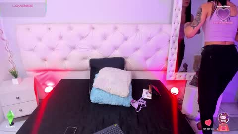 Snapshot of xlmena_slut chatting on 10/01/25, 03:45 Ximena online show from 10/01/25, 03:45