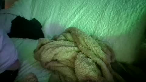 Snapshot of xlpack69 chatting on 12/25/24, 10:50 John online show from 12/25/24, 10:50