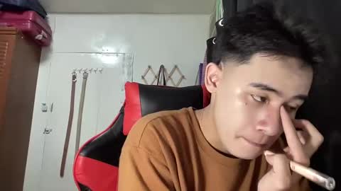 MIKAEL online show from 12/22/24, 09:00