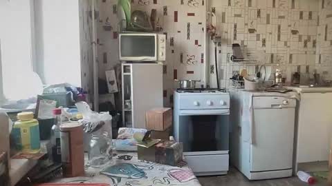 Luna online show from 11/20/25, 06:13