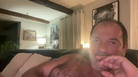 Snapshot of xman84752506 chatting on 01/30/25, 02:27 xman84752506 online show from 01/30/25, 02:27