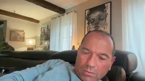 Snapshot of xman84752506 chatting on 02/08/25, 08:42 xman84752506 online show from 02/08/25, 08:42