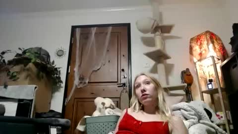 xmckennalynn online show from 11/11/25, 06:02