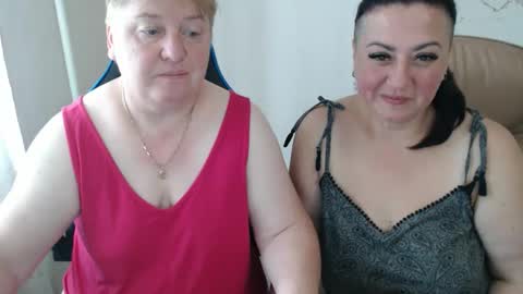 XMollyJaneX online show from 09/12/25, 07:19