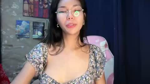 Snapshot of xmonica_cummerx chatting on 06/14/26, 09:11 Sweet Monica online show from 06/14/26, 09:11