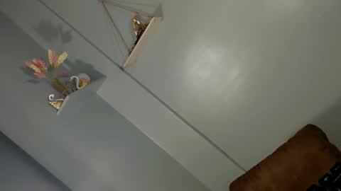 JACKY DELOS SANTOS online show from 03/24/26, 10:04