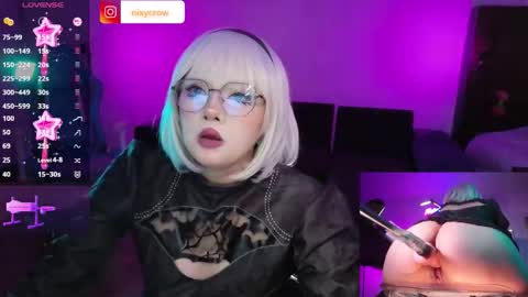 Snapshot of xnixycrow11 chatting on 10/23/25, 11:57 Nixy Crow online show from 10/23/25, 11:57