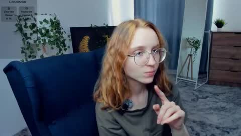 Kylie  online show from 10/09/25, 07:50