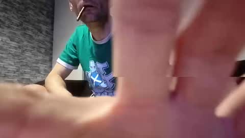 Snapshot of xo_smurf_xo chatting on 12/25/24, 11:33 Just Smurf online show from 12/25/24, 11:33