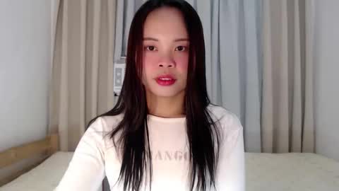 nathalie online show from 06/08/26, 04:29