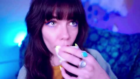 Bella Bondai online show from 09/14/25, 01:27