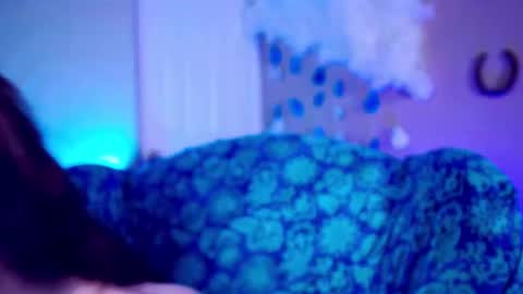 Bella Bondai online show from 09/24/25, 03:43