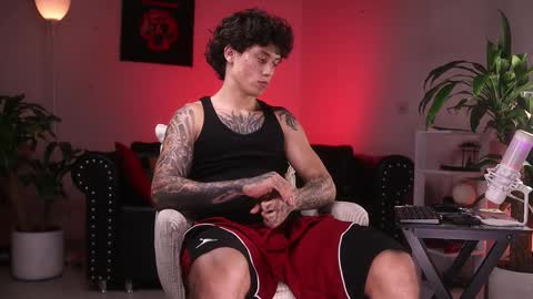   online show from 03/05/25, 11:49