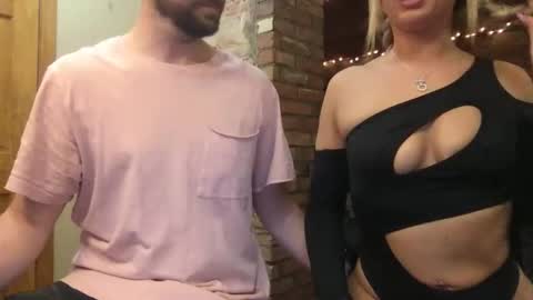 xoprincesspeachxo online show from 10/25/25, 12:40