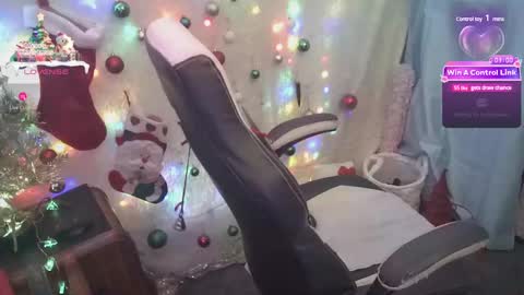 Chloe online show from 12/22/24, 12:07