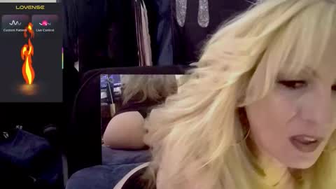 Chloe online show from 03/15/26, 01:44