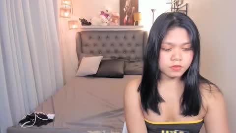Snapshot of xoxoalyssa69 chatting on 10/19/25, 06:36 xoxoalyssa69 online show from 10/19/25, 06:36