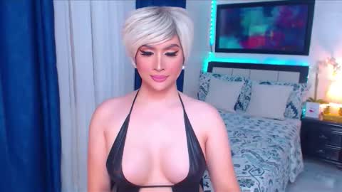 Snapshot of xplaymateamandax chatting on 05/14/26, 03:13 amanda online show from 05/14/26, 03:13