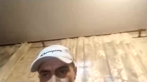 xploid1982 online show from 11/06/25, 02:51