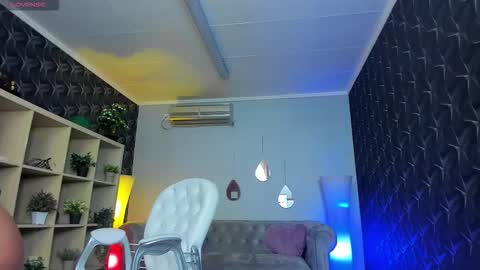 Snapshot of xpuka chatting on 09/11/25, 05:02 xpuka online show from 09/11/25, 05:02