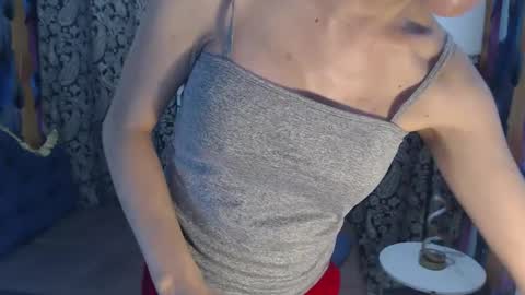 Snapshot of xqueenyasiandomcumx chatting on 12/31/24, 02:29 address me as QUEEN  NINA  A Little Bit  of ANGELIC FACE with a Wild Demonic Side online show from 12/31/24, 02:29