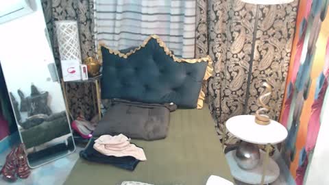 Snapshot of xqueenyasiandomcumx chatting on 01/18/25, 02:03 address me as QUEEN  NINA  A Little Bit  of ANGELIC FACE with a Wild Demonic Side online show from 01/18/25, 02:03