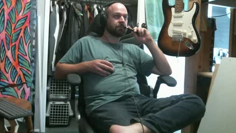 Red online show from 12/08/24, 02:28