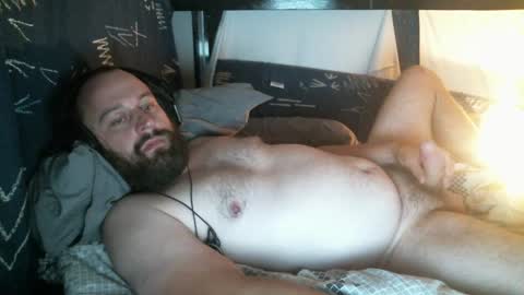 Red online show from 01/19/25, 08:07