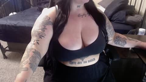 Snapshot of xrileyschembri chatting on 12/05/24, 02:31 xorileyschembri online show from 12/05/24, 02:31