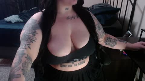 Snapshot of xrileyschembri chatting on 01/22/25, 02:04 xorileyschembri online show from 01/22/25, 02:04