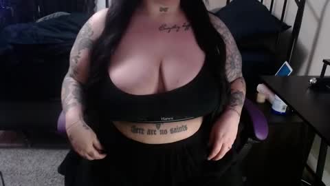 Snapshot of xrileyschembri chatting on 02/24/25, 02:19 xorileyschembri online show from 02/24/25, 02:19