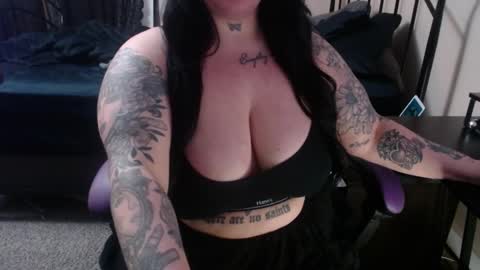 Snapshot of xrileyschembri chatting on 02/27/25, 03:04 xorileyschembri online show from 02/27/25, 03:04