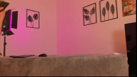 Snapshot of xs__ chatting on 03/15/26, 06:41 Emmy online show from 03/15/26, 06:41