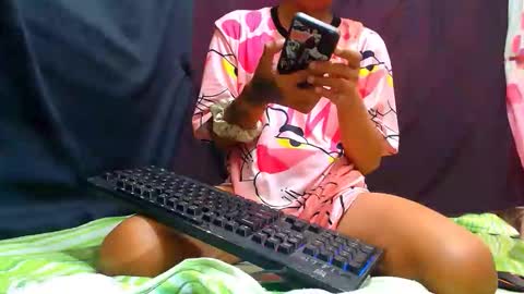 Snapshot of xsavagemistressx chatting on 05/18/26, 04:07 Ask Me Baby online show from 05/18/26, 04:07