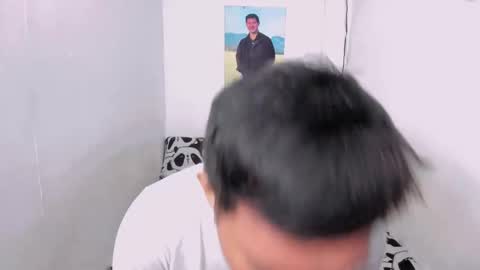 xsebastian19 online show from 12/20/24, 12:30