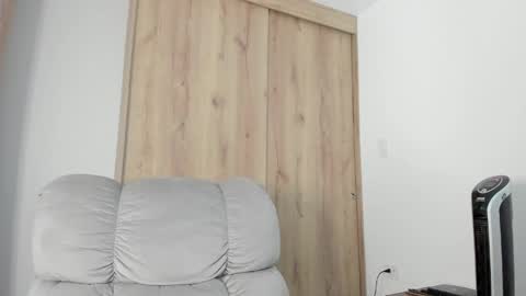Snapshot of xspecialroomx chatting on 05/07/26, 12:21 Hellen Sofia instagram hellen5546 online show from 05/07/26, 12:21