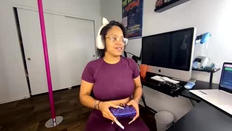 xStarGazingx online show from 11/03/25, 06:14