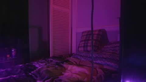 Johnny online show from 02/08/25, 07:04