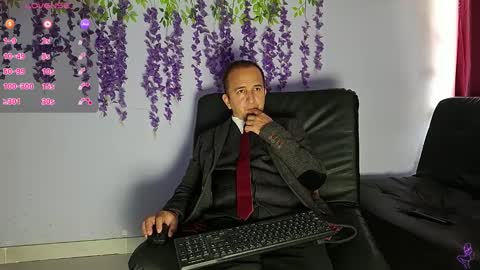 Snapshot of xthesexybossx chatting on 02/07/26, 06:00 xthesexybossx online show from 02/07/26, 06:00