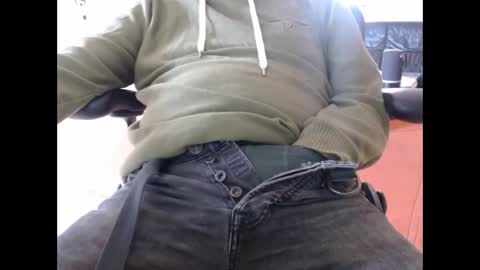 Snapshot of xtommix69 chatting on 01/16/26, 12:31 xtommix69 online show from 01/16/26, 12:31